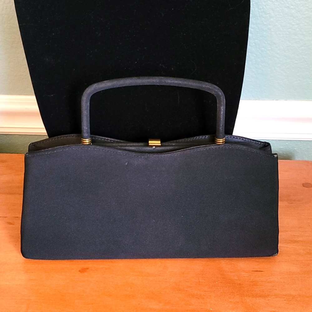 🤑 3 for $19 - Millay Black Clutch